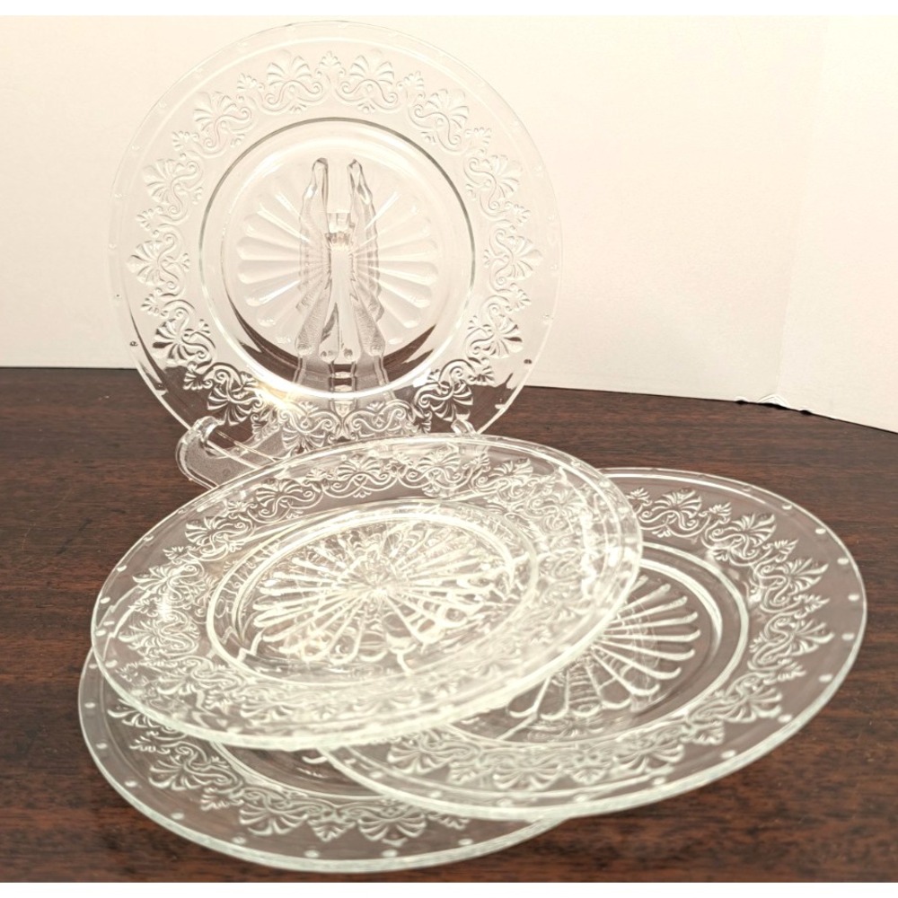 Pioneer Woman Cassie Embossed Clear Appetizer Plates 4-Pc Salad Dessert Dining